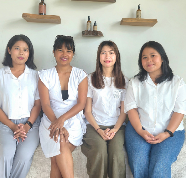 Naturalē team in Bali